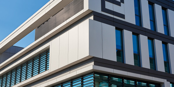 Proyectos Construcción Casas Passivhaus en Islas Baleares · Edificación Comercial